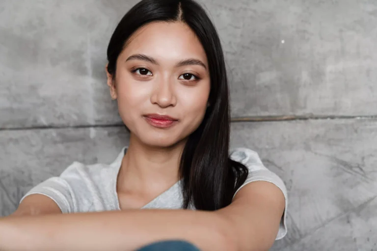 image-of-beautiful-asian-girl-looking-at-camera-wh-2025-02-16-00-16-37-utc